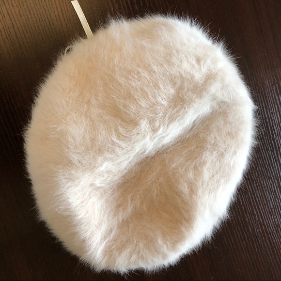 Accessories - Handmade rabbit fur beret hat in beige
